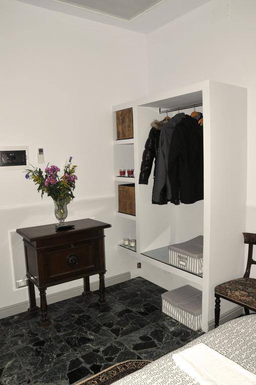 Alibrandi Palace Civitavecchia Zimmer foto