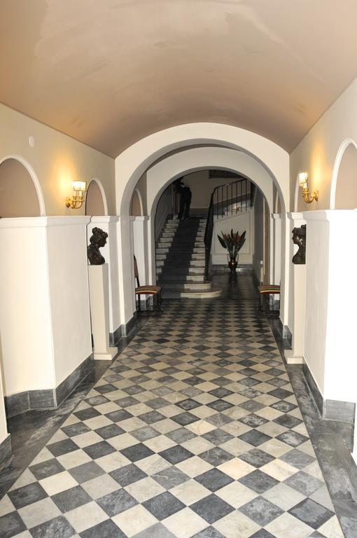 Alibrandi Palace Civitavecchia Exterior foto